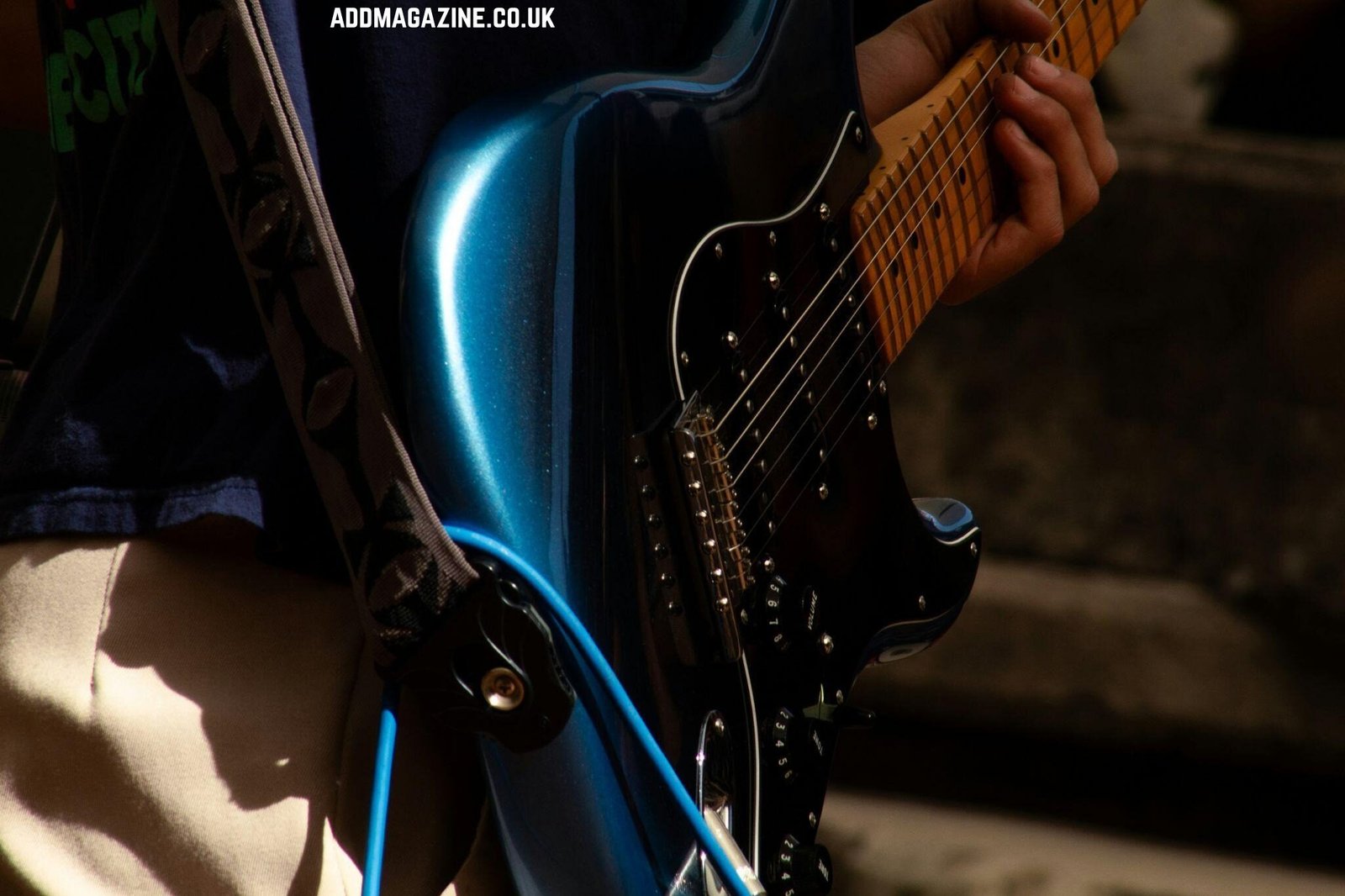 second hand electric guitars