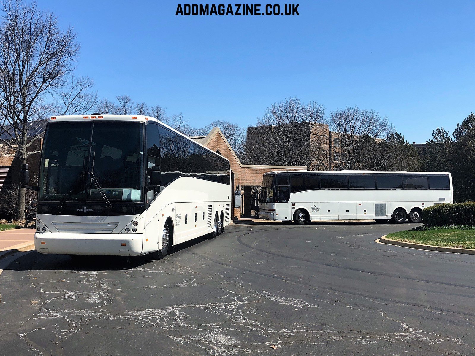 corporate bus rental in Illinois