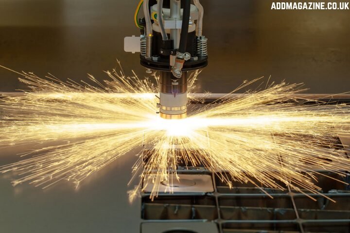 laser engraving and cutting machine