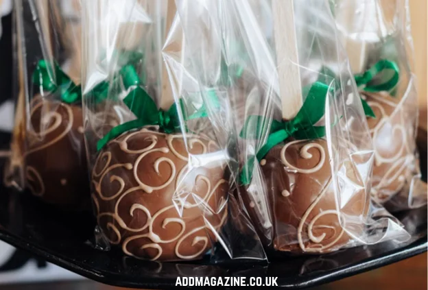 Rosh Hashanah chocolate gift basket
